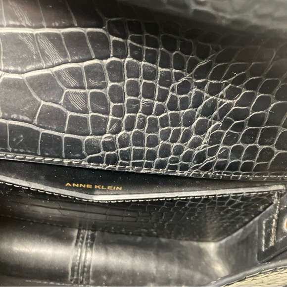 Anne Klein Small Serena Embossed Top Handle Cross Body Satchel - Picture 8 of 8